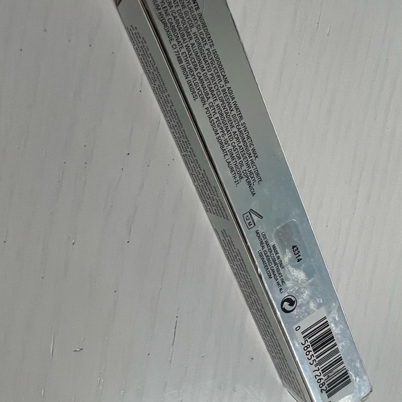 Lise Watier mascara Dramatique weatherproof mascara - Picture 4 of 4